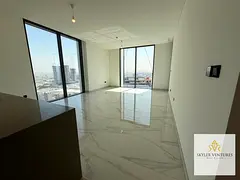 Modern | Brand New and Spacious | Unfurnished