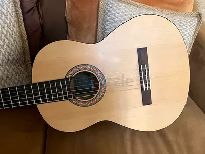 Beautiful classic Guitar for Sale
