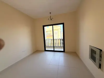 نحن اكثر من مجرد خدمه لانك تستاهل الافضل  في قلب المدينة، قريب من كل ما تحتاجه". "سكن مهيأ يجمع بين الراحة والخدمات". "استمتع بأسعد الأحياء السكنية".
