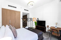 Furnished Studio | Bright Unit | Up to 12 Cheques