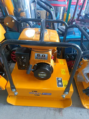 Royalt RT90PC Plate Compactor 5HP