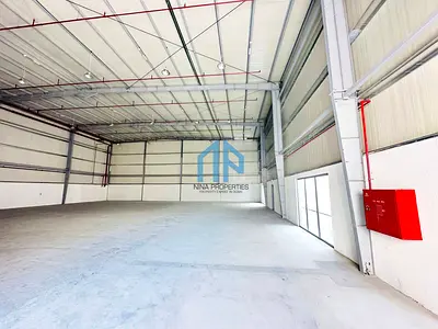 Insulated warehouse | 12,815 Sq ft | 135 KW