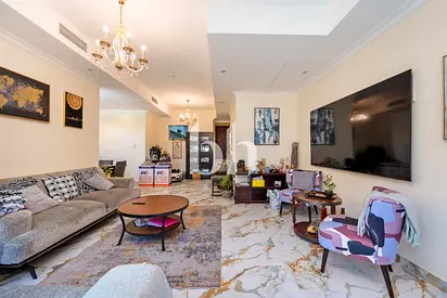 Tenanted | Modified | Near Circle Mall