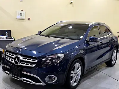 New car / 2020 / Mercedes-Benz GLA250 Full option panoramic v4 perfect condition