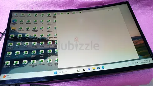 Samsung 27 Inch Monitor - Curved Monitor - 27C360E  | Excellent Condition | Warranty + Free Delivery