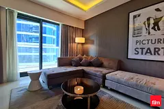 Vacant | Middle Floor | Pool View |