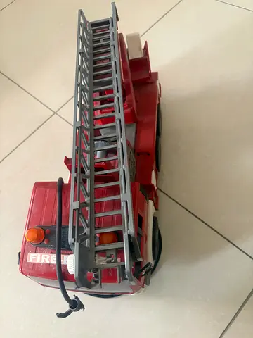 Bruder fire engine