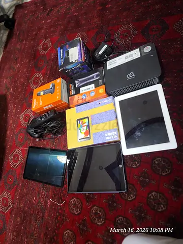 Mixed electronic items for sale