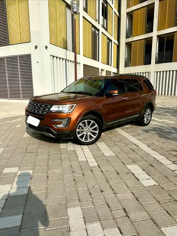 FORD EXPLORER LIMITED GCC WARRANTY FSH 2017