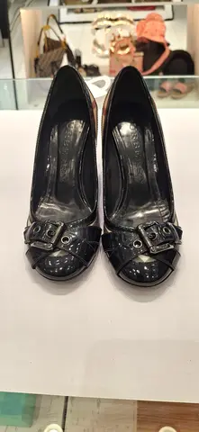 Stylish Black Heels with Buckle Detail