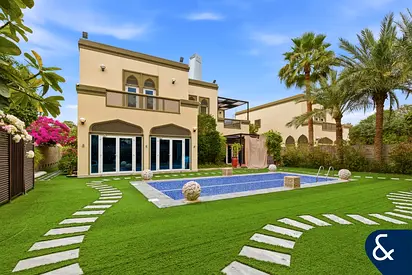 Extended 5 Bed | 8.6k Huge Plot | Call Now