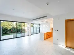 SINGLE ROW | VACANT | PRIME LOCATION | CLOSE TO POOL&amp;PARK