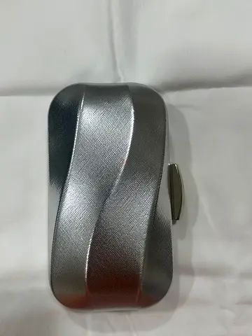 شنطة كلتش- bag