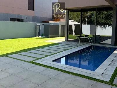 Ready Garden || Spacious Layout || Gated Community