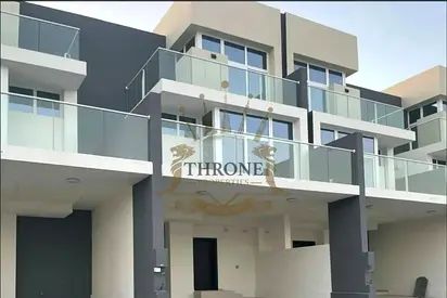 Mid Corner Unit-Ready to Move-in-Vacant-G+2 Villa