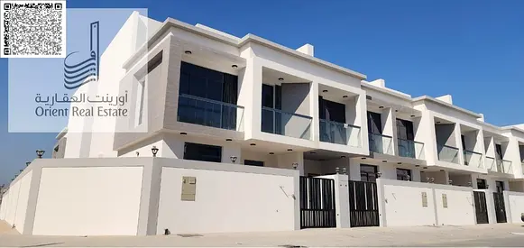 تاون للبيع في عجمان بمنطقه الباهية التاون هاوس عباره عن ارضي+اول+رووف و مجلس و صالة و 6 غرف ماستر و مطبخ كبير و مطبخ تجهيزى وبلكونه و باركينج