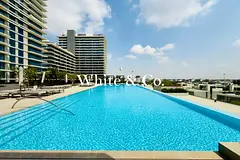Luxury | Flexible Cheques | Fantastic Views