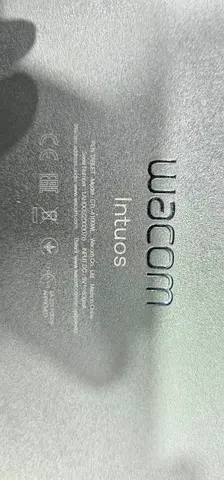 Wacom Intuos Graphics Tablet