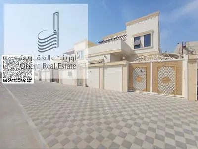 فيلا للبيع بمنطقه الزاهيه الفيلا عباره عن G+1 ومجلس و صاله و 4 غرف ماستر مع الخزانات ومطبخ كبير و مطبخ تجهيزى وغرفه خادمه وباركينج