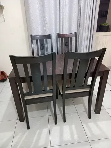 DINNING TABLE AND FOUR CHAIRS