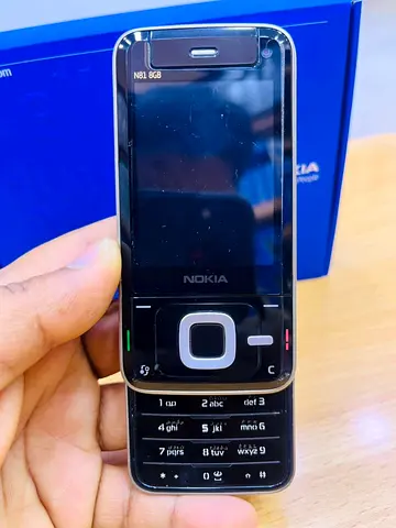 Nokia N81 8GB Mobile Phone