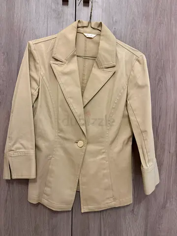 Beige blazer size S