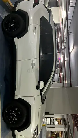 Toyota RAV4 Hybrid 2021 – Lady Driven – Under Toyota AMC