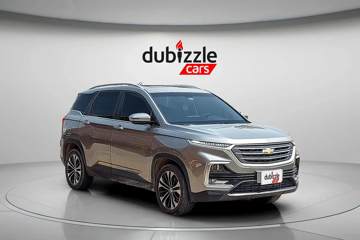 Chevrolet Captiva 2023 — photo 1 of 14