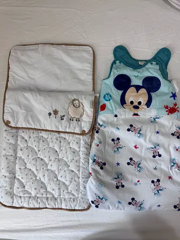 Newborn baby nest and sleep sack, free pillows