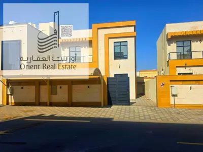 فيلا للبيع بعجمان منطقة الزاهية الفيلا عبارة عن 3 غرف ماستر, مجلس,  صالة,2 مطبخ مجهز,غرفة خادمة, تملك حر لجميع الجنسيات, كاش او تمويل بنكي