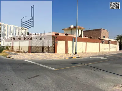 Villa for sale at AjmanAl Hamidiya 1 The villa 4 master rooms, Majlis,hall , Big kitchen and maid room