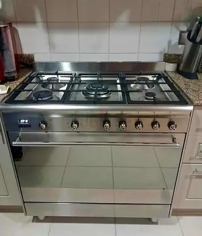 Smeg Silver Top Gas Oven Electric Cooker Size 90x60 CM