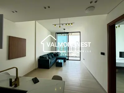 Furnished 1bhk in high floor I Bright and Spacious I Prime location