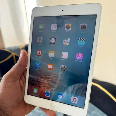 Apple iPad 3 – 16GB – 9.7” Retina Display – Wi-Fi – Good Working Condition