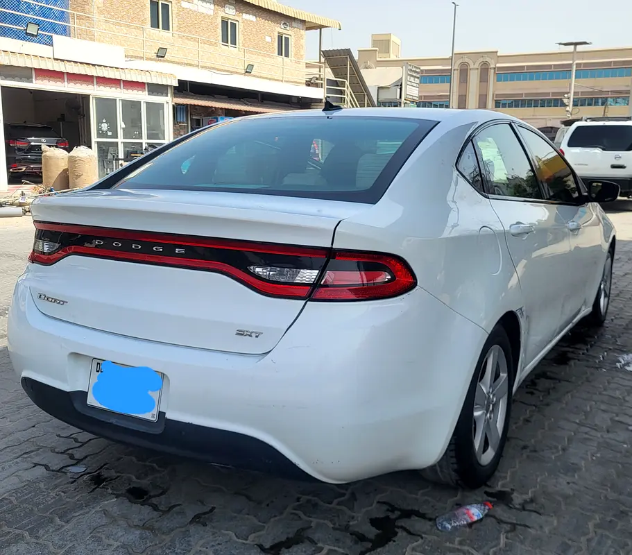 Dodge Dart 2015 — photo 1 of 4