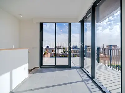 Premium Single Row | Ready | Large Floor Plan