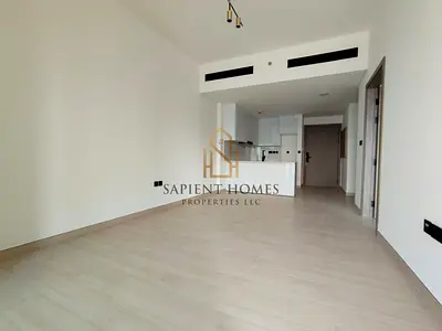 Spacious 1BHK | High Floor | Vacant & Ready