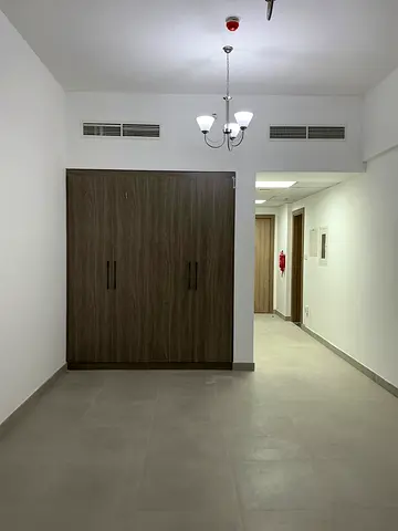 "In 6 Cheques | Spacious Apartments |Booking Started| Move-in from 1st October