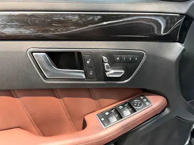 صورة مصغرة 17 لـ 2016 Mercedes-BENZ E-CLASS