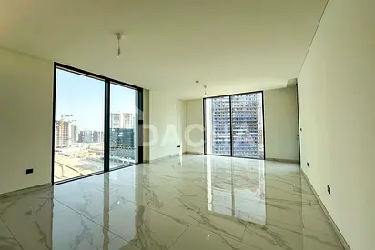 Lagoon View | Spacious | Maid's Room