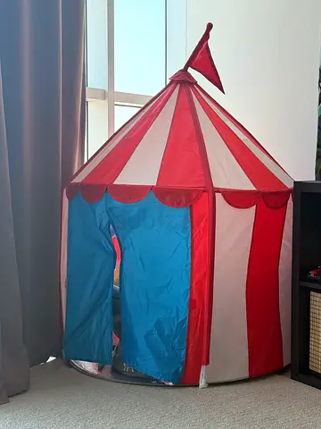 Kids Play Tent - Colorful Circus Theme