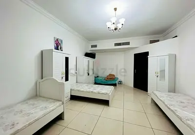 EXECUTIVE BED SPACE AVAILABLE MUWAILAH SHARJAH