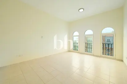 Near Pool I Multiple options available | Street 6