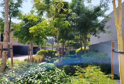 First Tenant || Single Row || End Unit