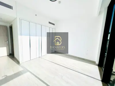 ALL 3 MASTERS | PARK VIEW | FITTED KITCHEN