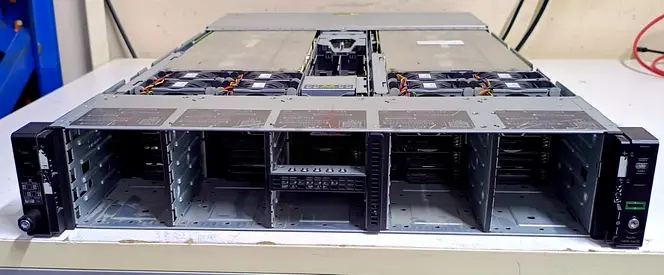 HPE Apollo R2600 Gen10 Chassis  (25 SFF)