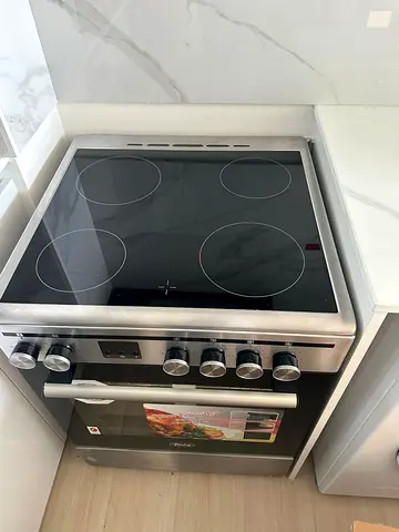 Terim 4 Ceramic Hobs Cooker 3 months Old TERVC66ST FREE DELIVERY +WARRANTY