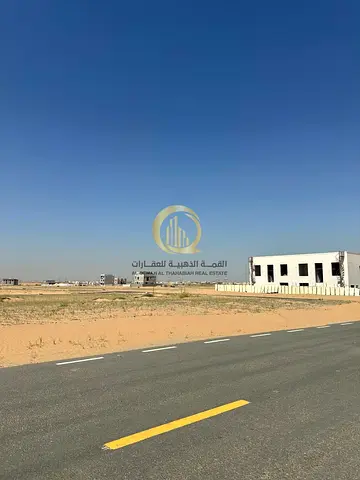 للبيع ارض بمنطقة تلال زونD سكنية + مكاتب , موقع قريب من مسجد وحديقة , تملك حر لجميع الجنسيت