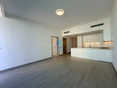 Modern & Spacious | Brand New | First Tenant