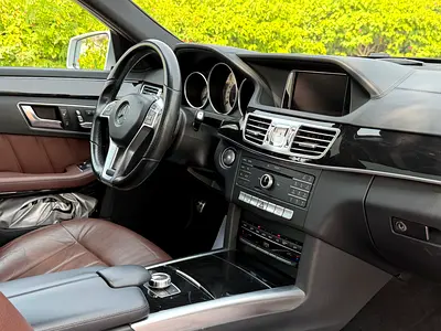 صورة مصغرة 14 لـ 2016 Mercedes-BENZ E-CLASS